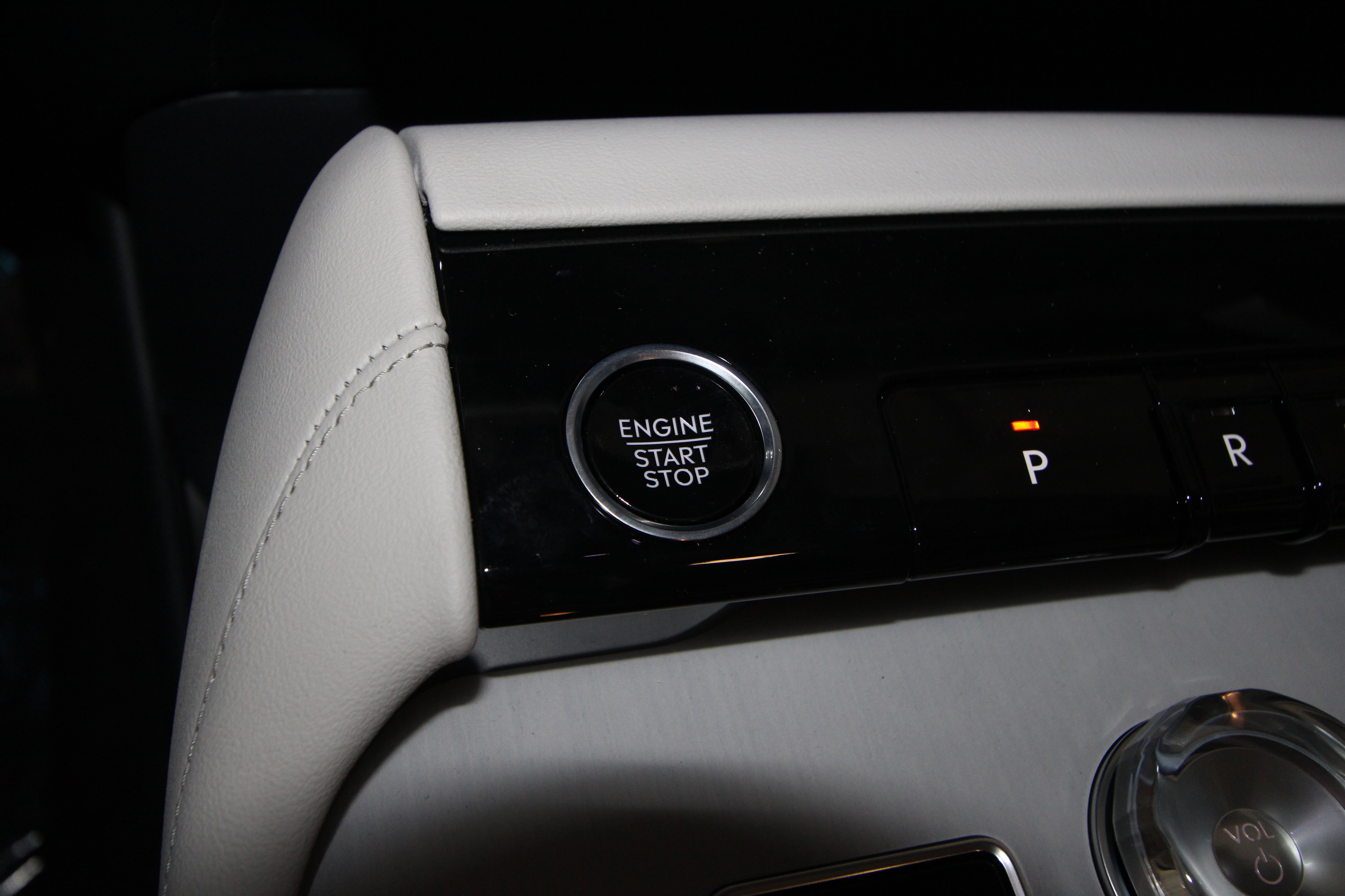 New 2026 Lincoln Navigator L Reserve AWD/4WD image 11