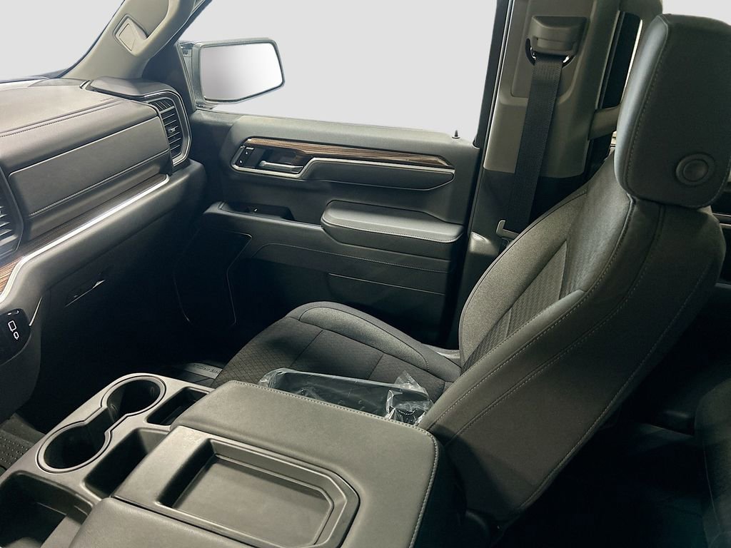 New 2025 Chevrolet Silverado 1500 RST w/ LPO, Dark Essentials Package image 23