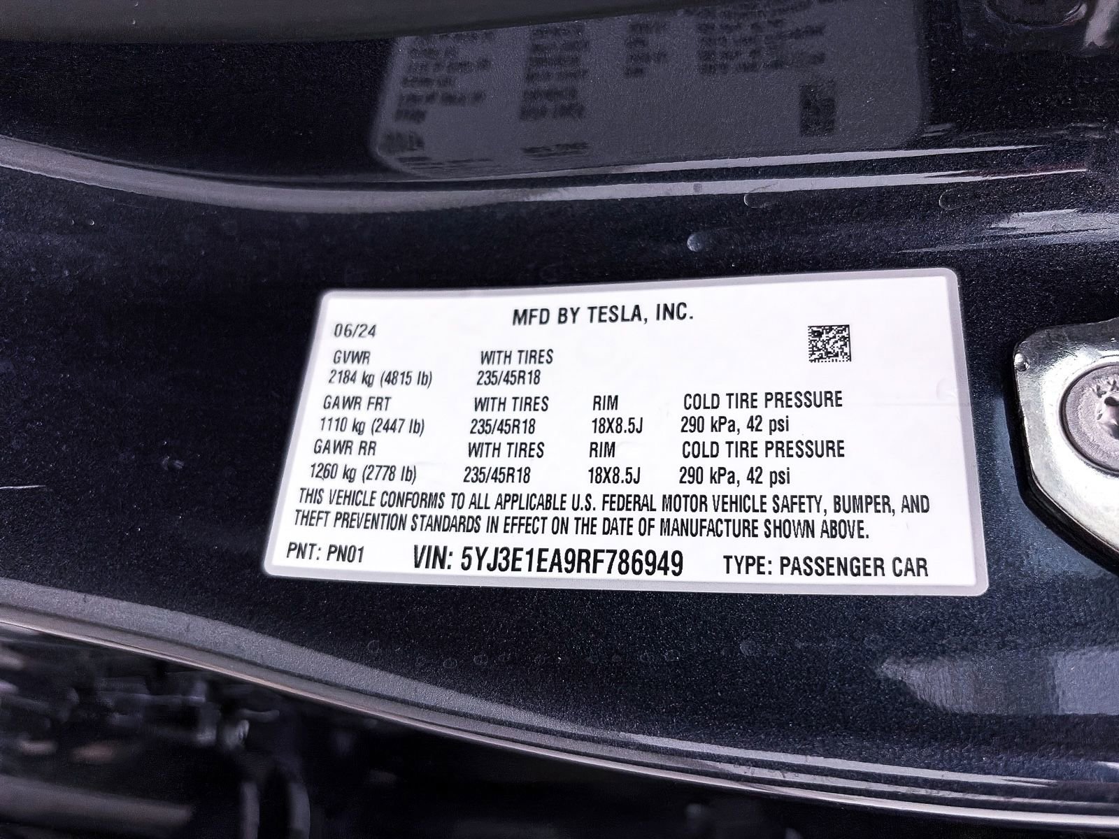 Used 2024 Tesla Model 3 Standard Range image 34