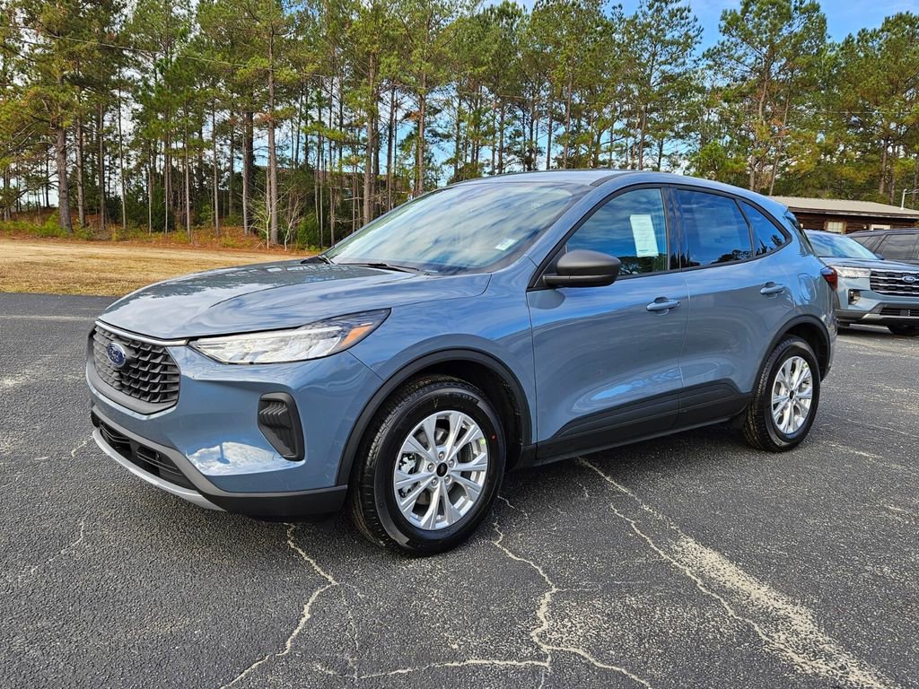New 2026 Ford Escape Active w/ Cold Weather Package FWD image 3