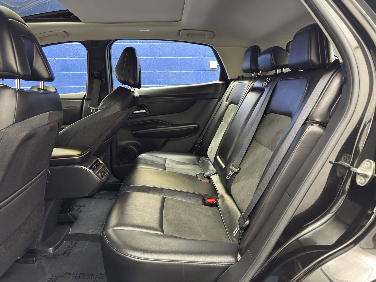 Used 2023 Nissan Ariya FWD image 29