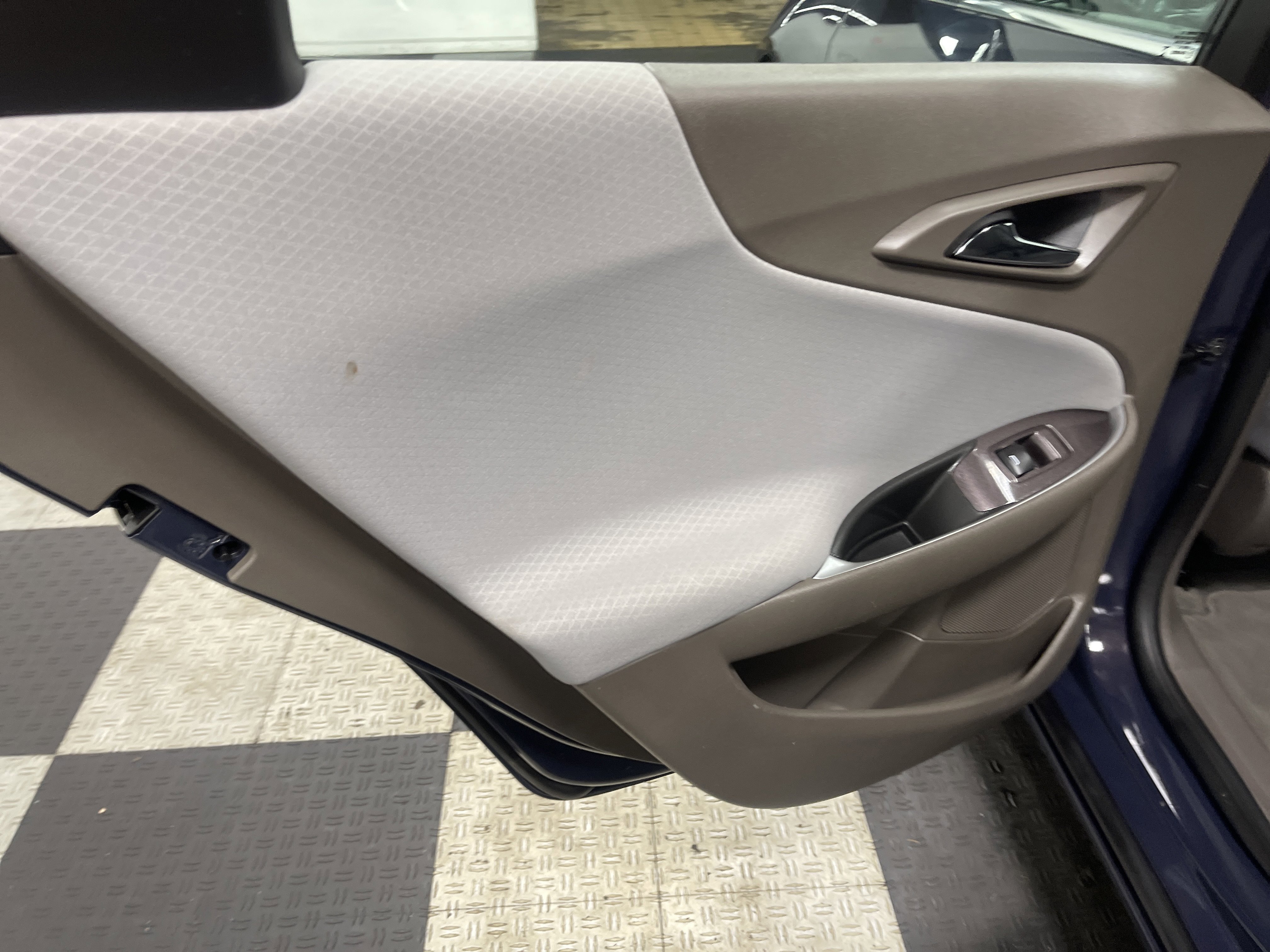 Used 2025 Chevrolet Malibu LT image 15