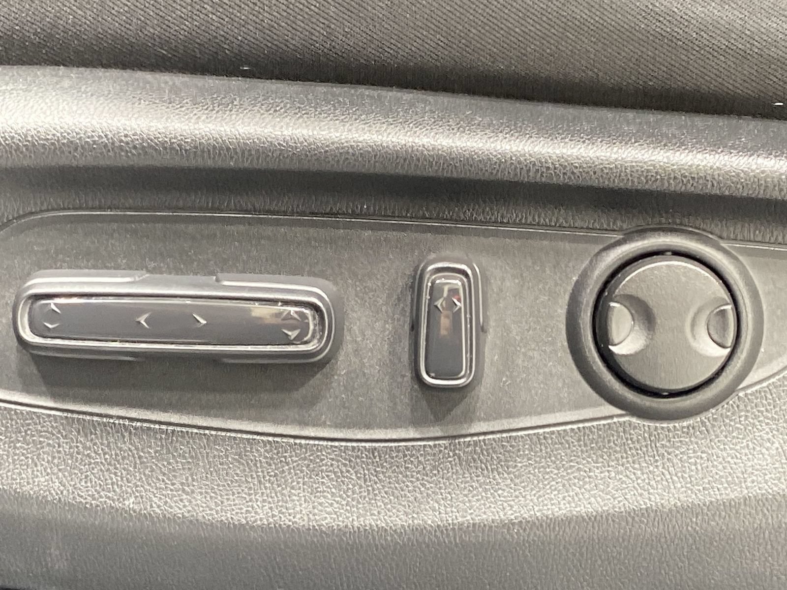 Used 2024 Honda CR-V EX image 12