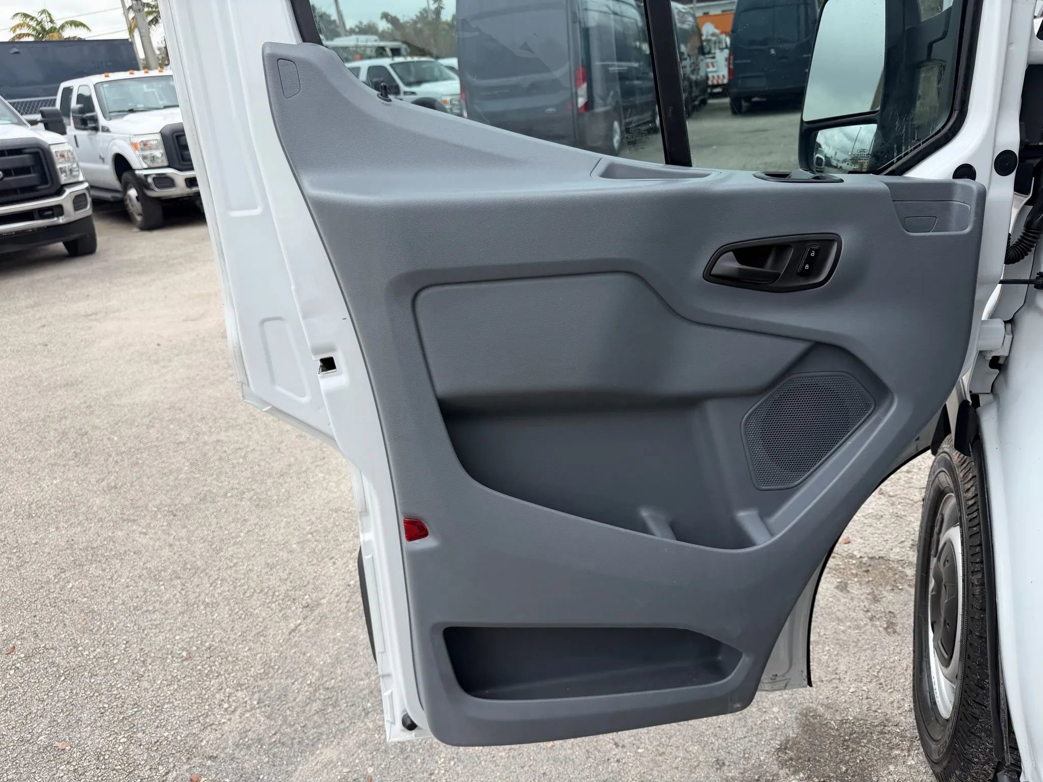 Used 2016 Ford Transit 350 148 Medium Roof w/ Interior Upgrade Package RWD image 12
