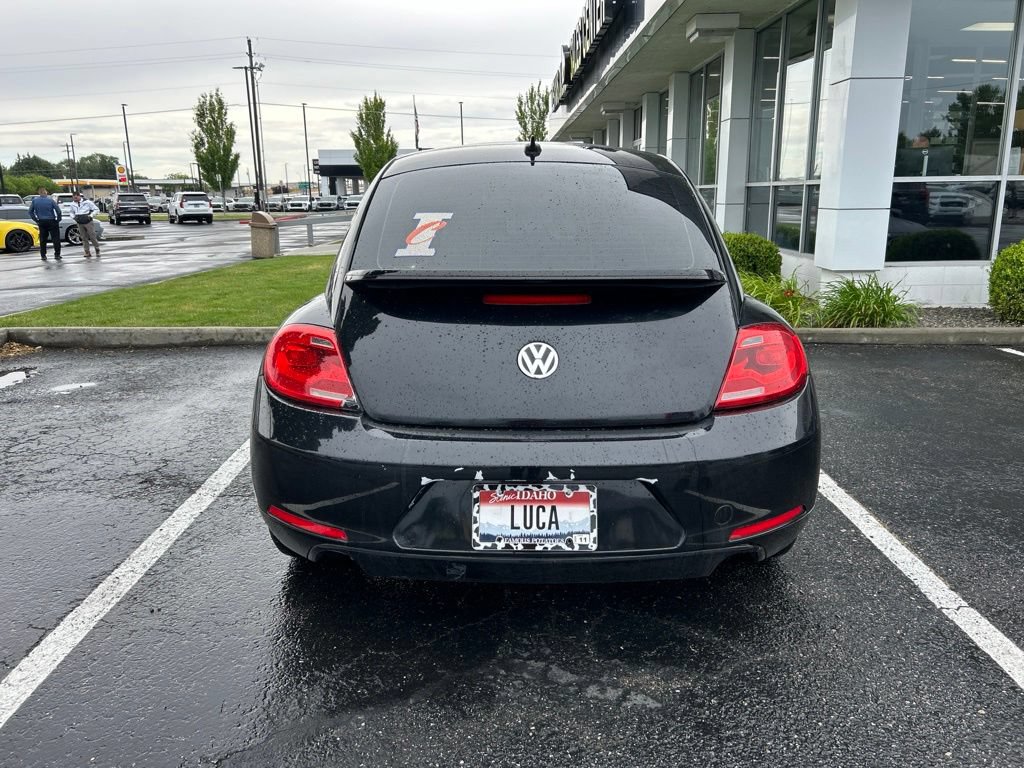Used 2013 Volkswagen Beetle Turbo FWD image 12