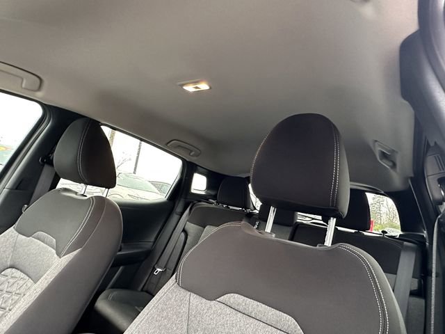 Certified 2025 Nissan Kicks SV image 32