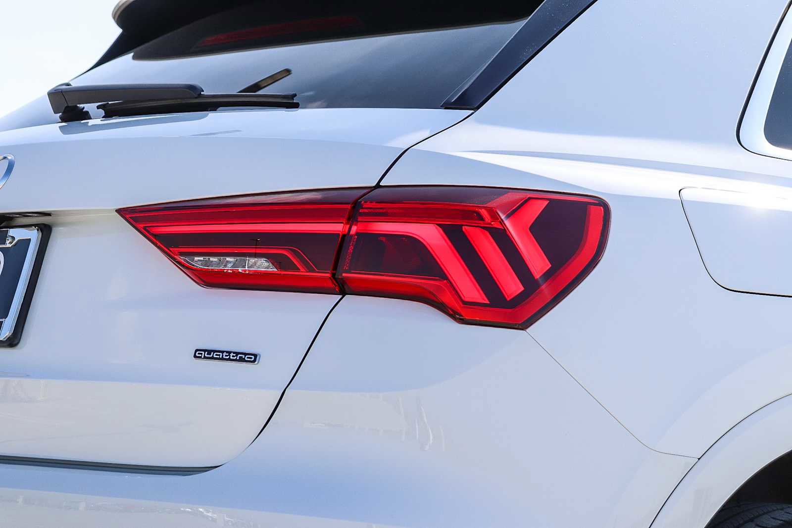 Used 2023 Audi Q3 2.0T Premium w/ Convenience Package image 10