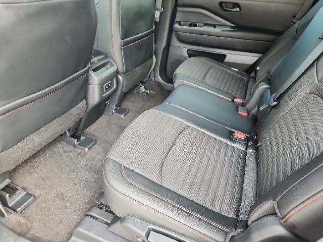 Certified 2026 Nissan Pathfinder Rock Creek AWD/4WD image 8