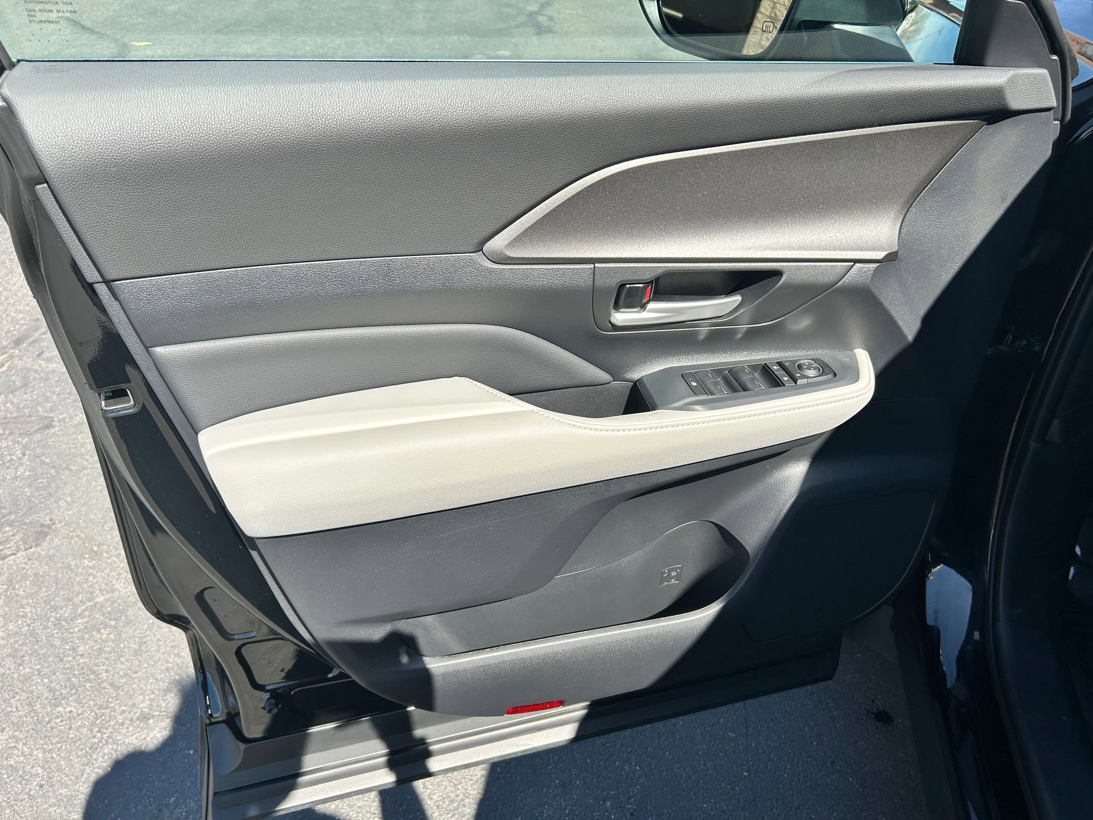 Certified 2026 Toyota Grand Highlander XLE image 11