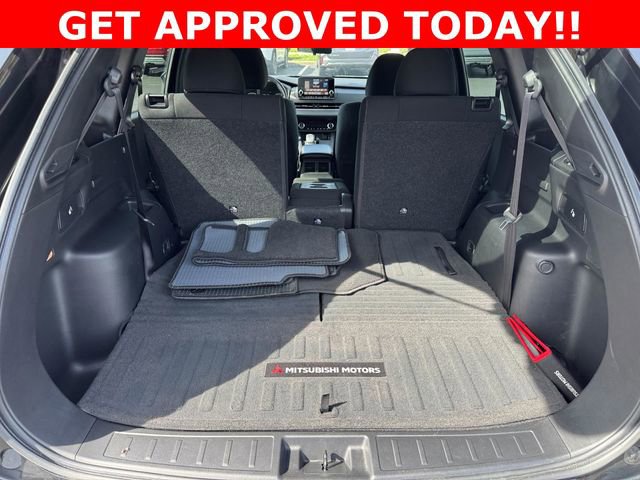 Used 2022 Mitsubishi Outlander ES AWD/4WD image 13