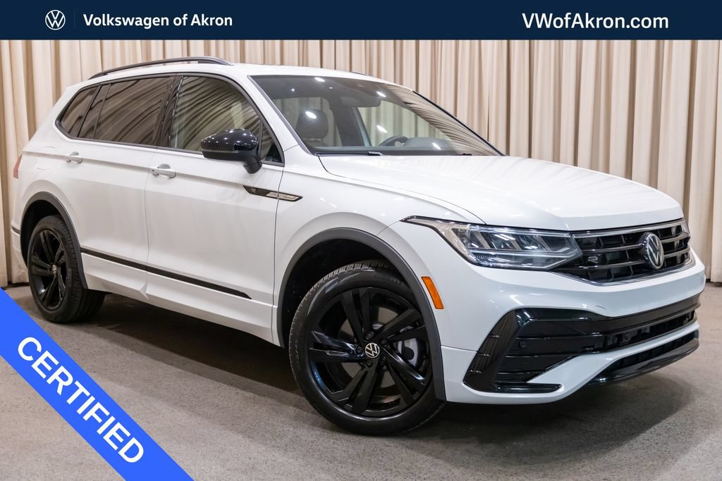 Certified 2024 Volkswagen Tiguan SE R-Line