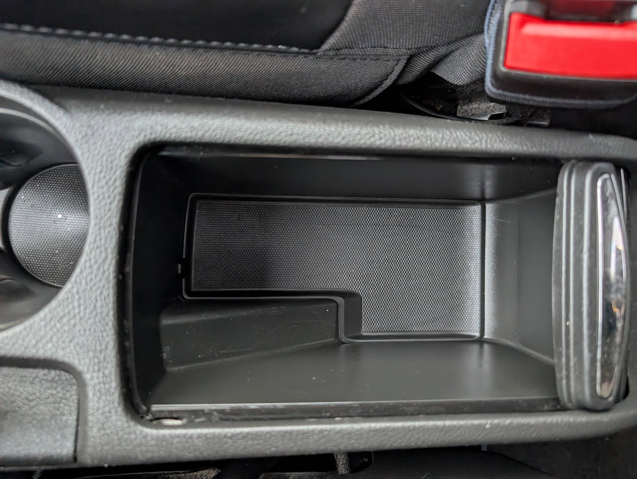 Used 2016 Buick Encore Sport Touring image 28