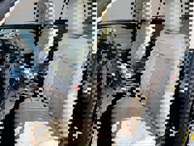 Used 2020 Ford Explorer Limited w/ Equipment Group 310A image 24