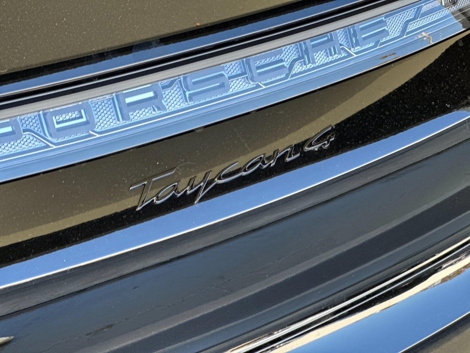 New 2026 Porsche Taycan AWD/4WD image 34