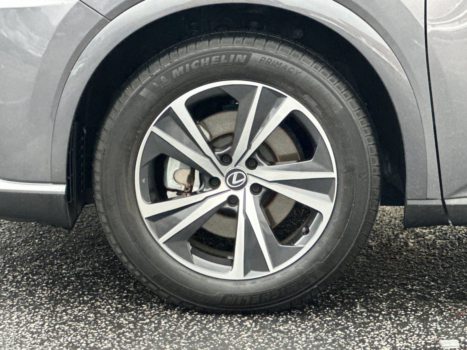 Used 2023 Lexus RX 350 Premium image 32