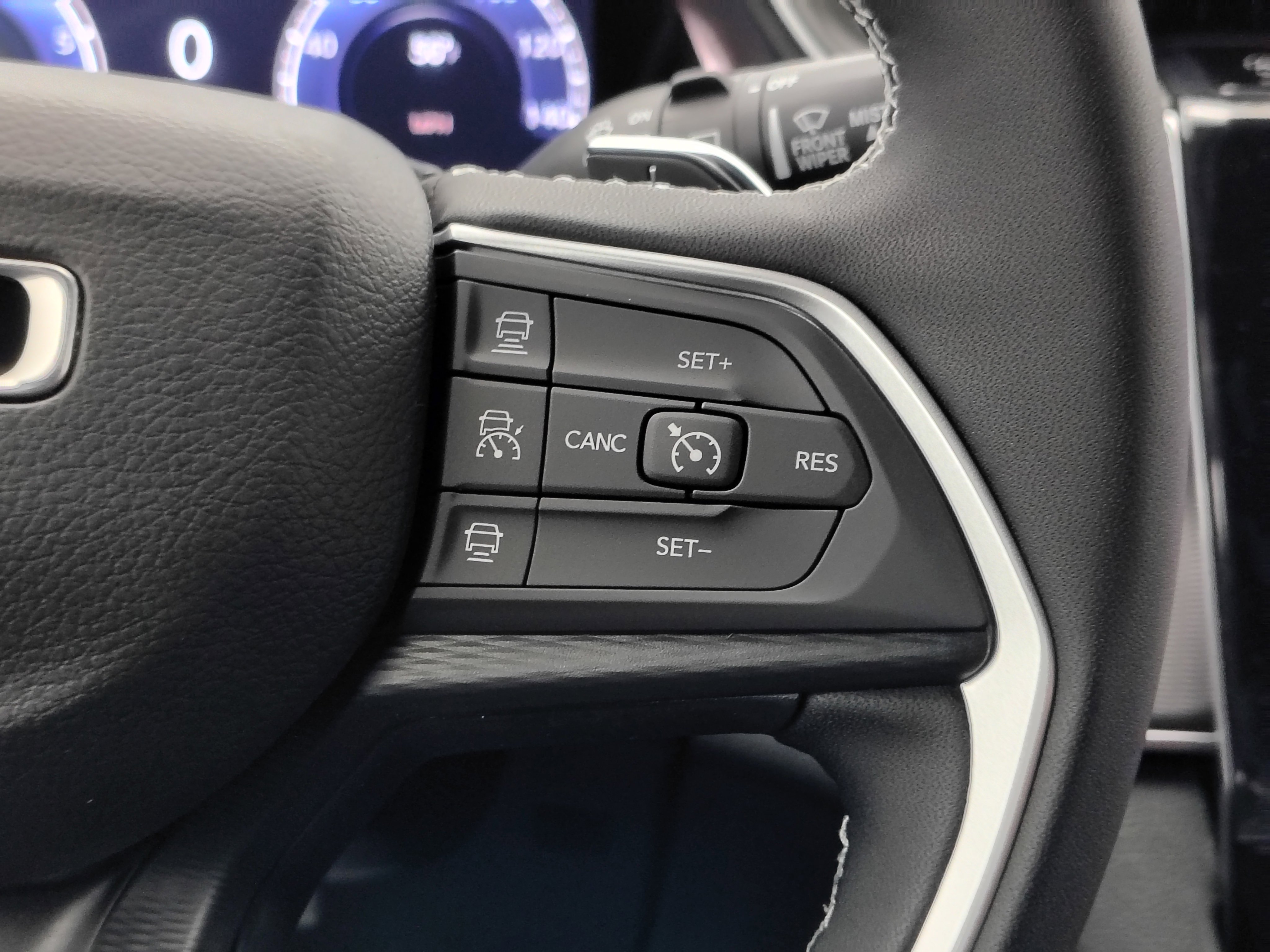 New 2025 Jeep Grand Cherokee Altitude image 33