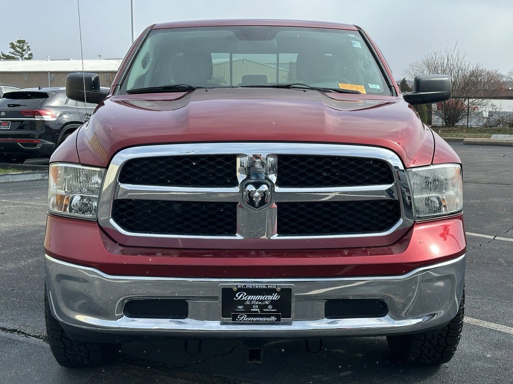 Used 2015 RAM 1500 Classic SLT image 2