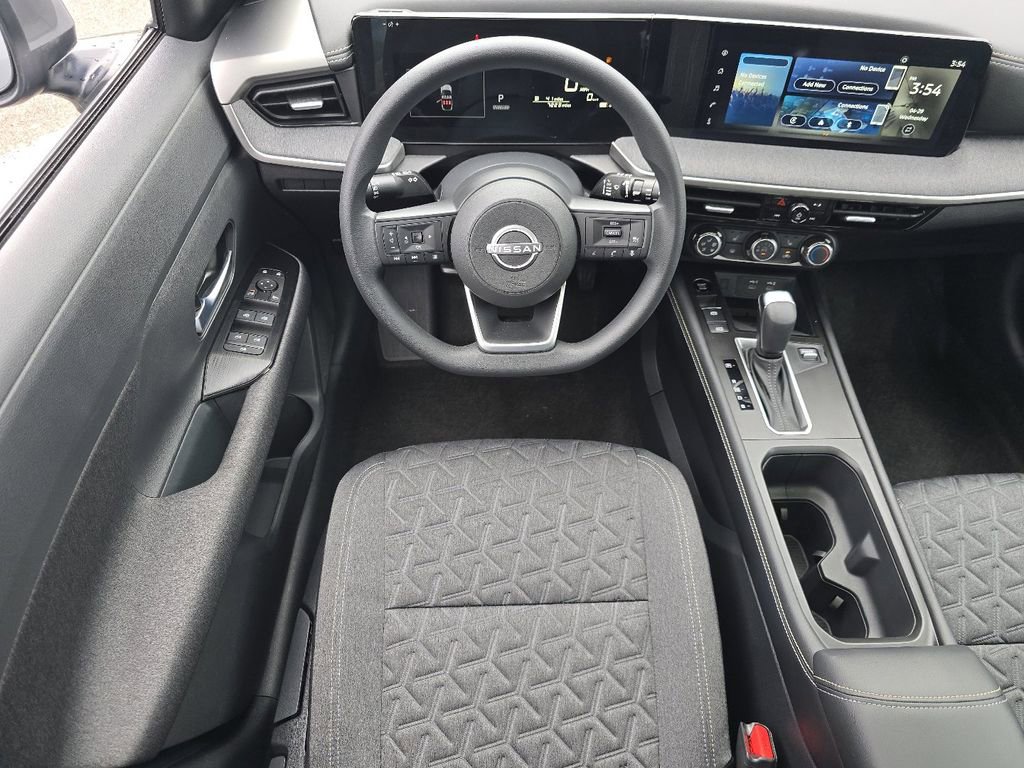 Used 2025 Nissan Kicks SV w/ SV Premium Package AWD/4WD image 23