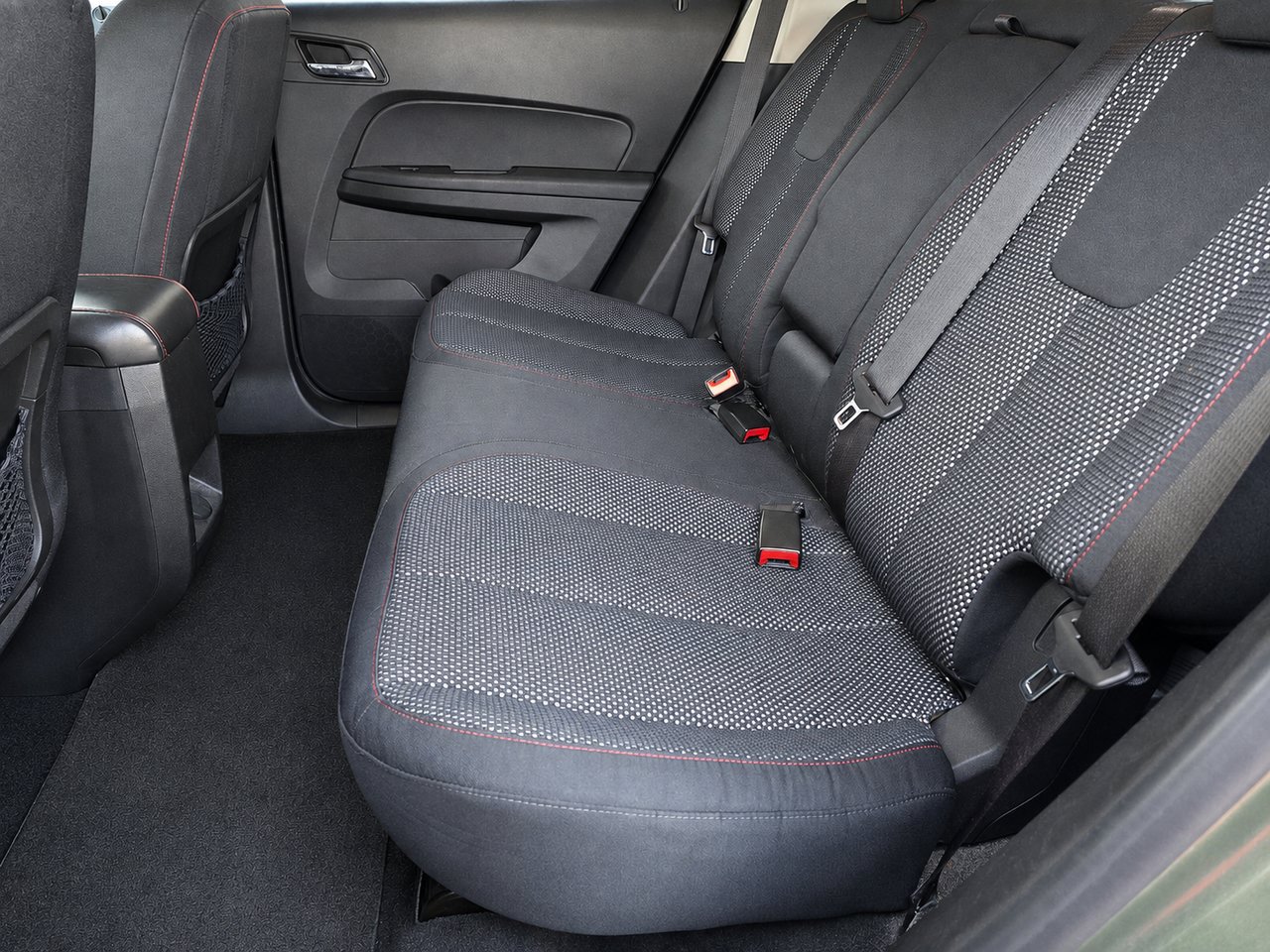 Used 2015 Chevrolet Equinox LT w/ Driver Convenience Package FWD image 31