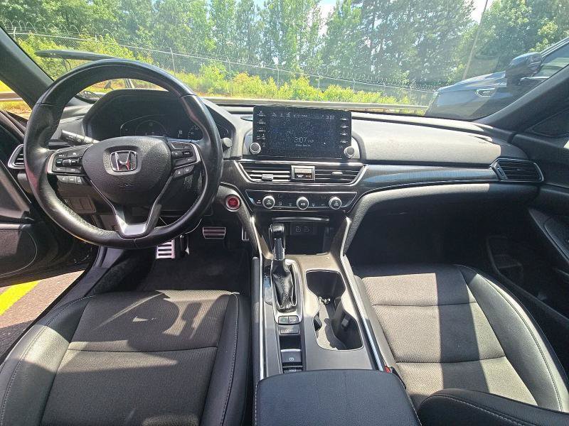Used 2019 Honda Accord Sport image 9