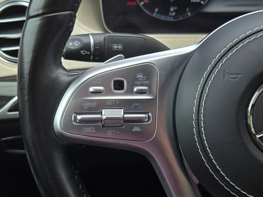 Used 2018 Mercedes-Benz S 560 Sedan image 32
