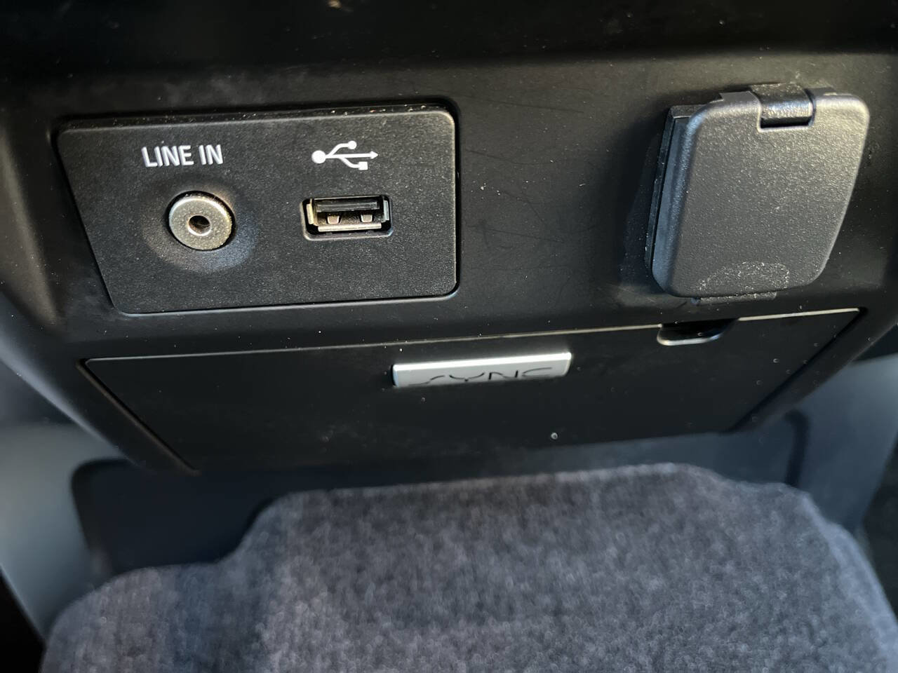 Used 2015 Ford F150 XL w/ Equipment Group 101A Mid image 22