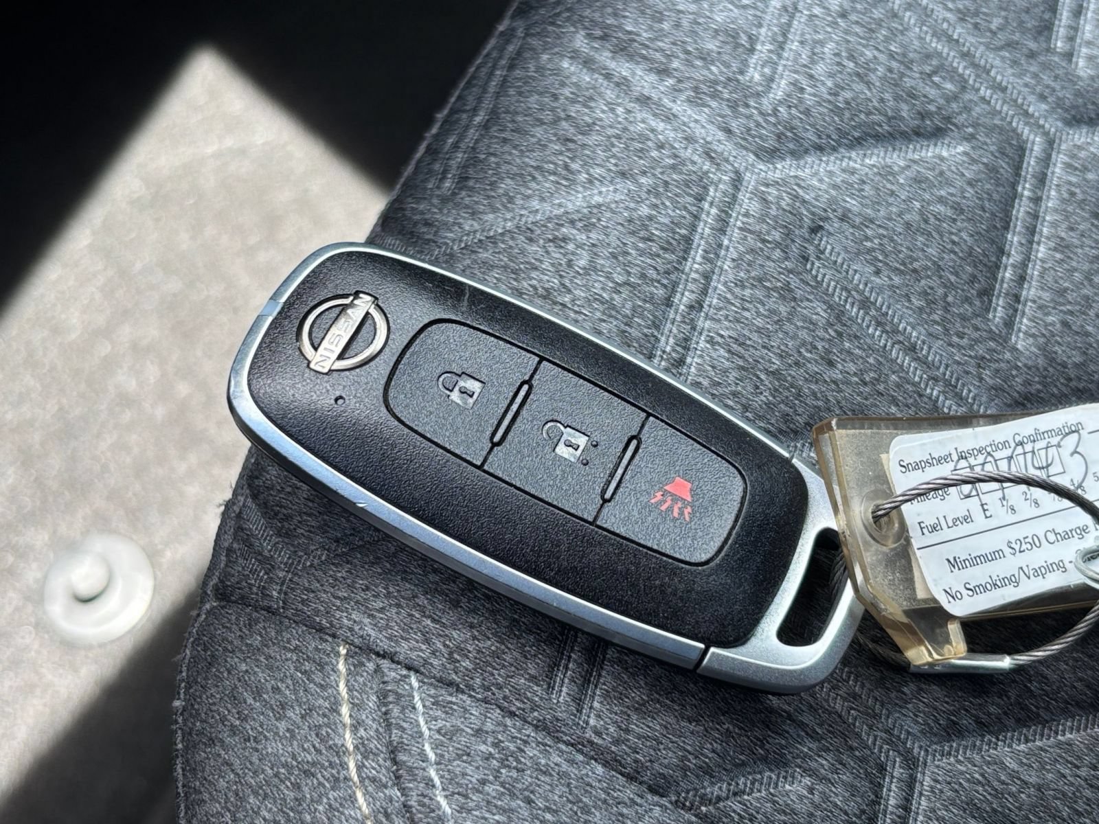 Used 2025 Nissan Kicks SV AWD/4WD image 21