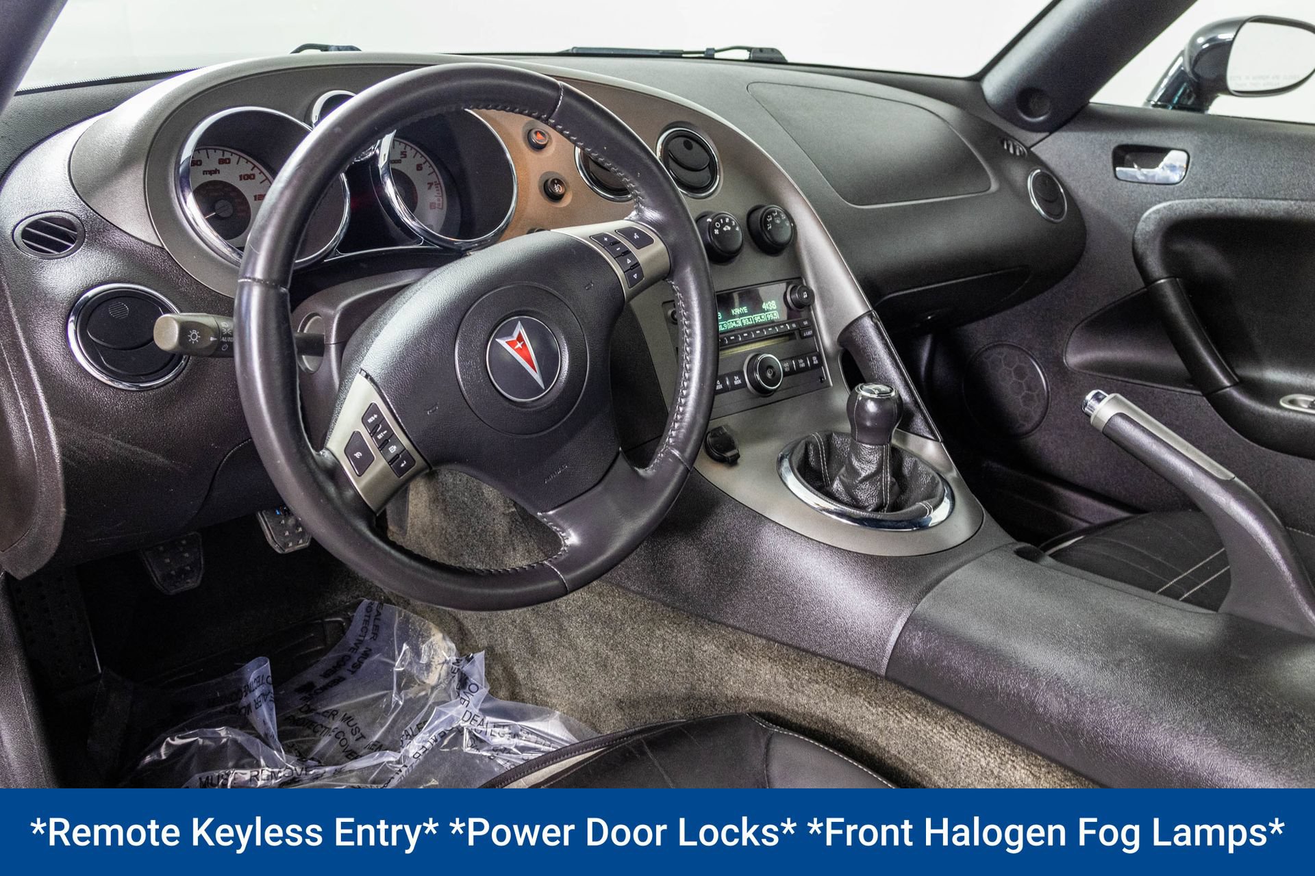 Used 2006 Pontiac Solstice Convertible w/ Premium Package RWD image 7