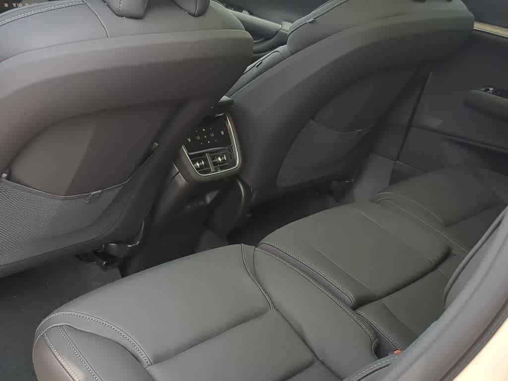 New 2026 Volvo EX90 Plus AWD/4WD image 17