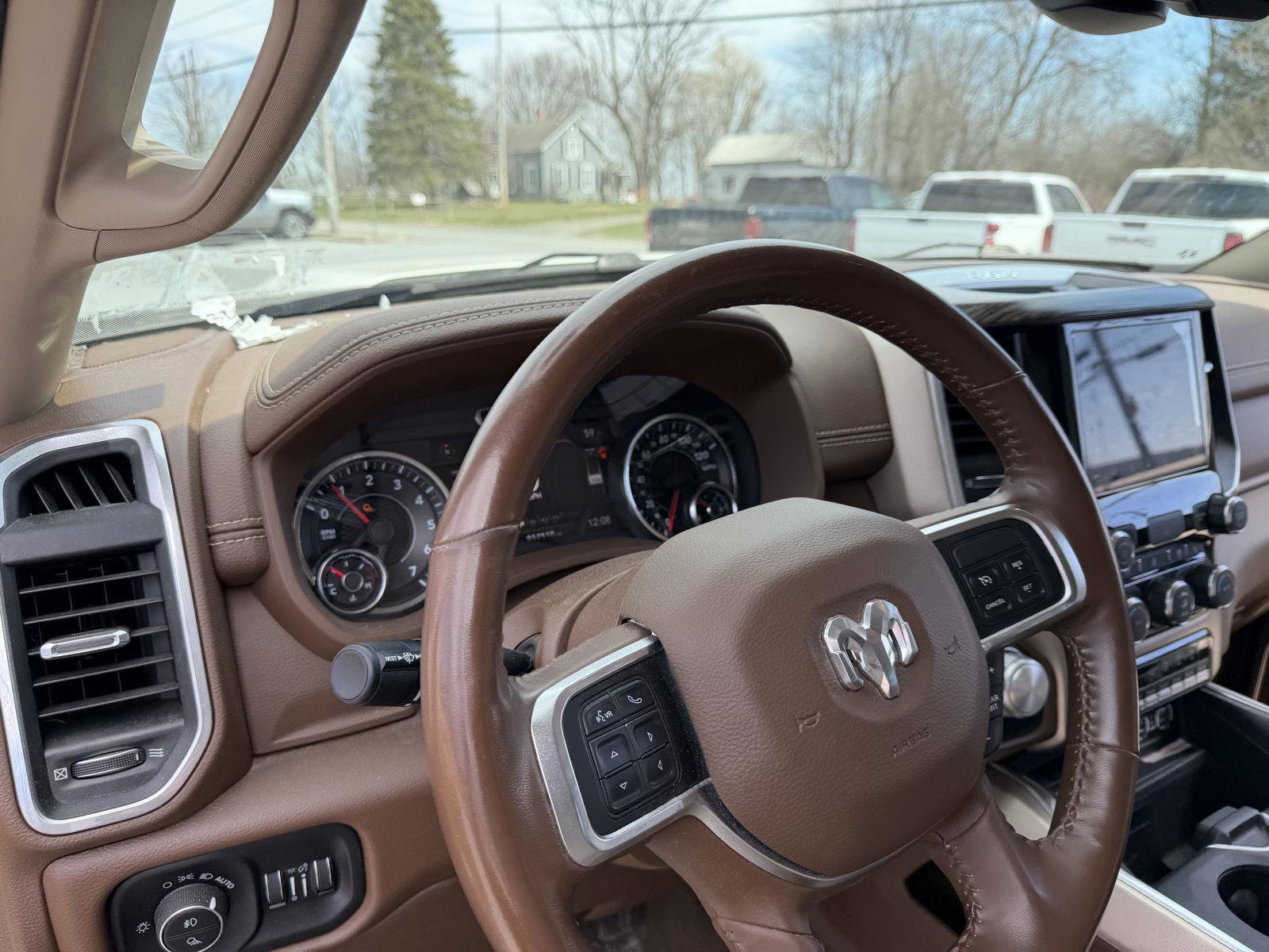 Used 2020 RAM 2500 Laramie AWD/4WD image 12