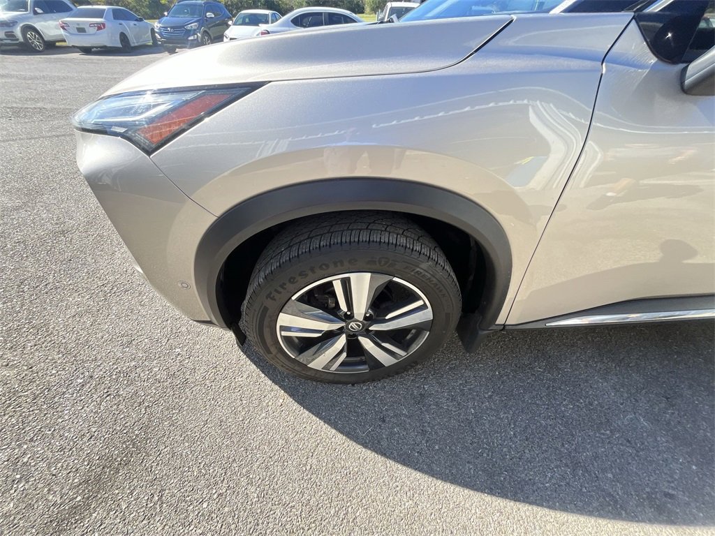 Used 2021 Nissan Rogue Platinum image 10