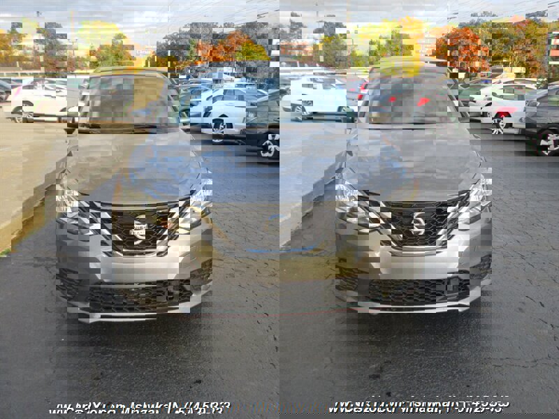 Used 2019 Nissan Sentra S image 2