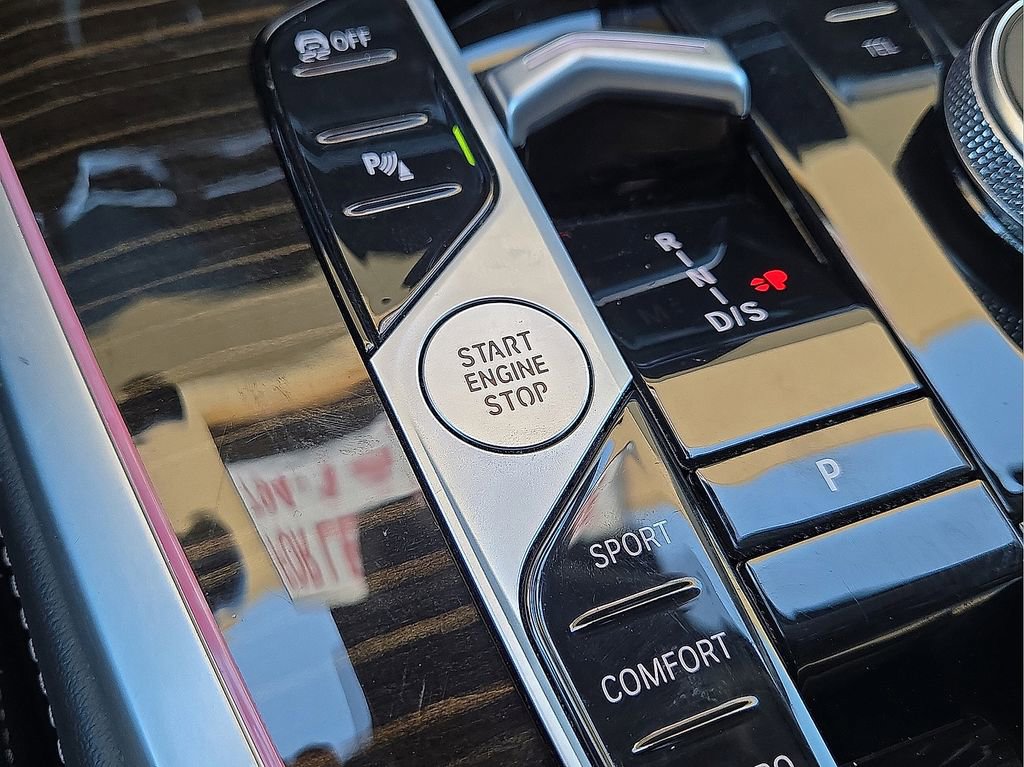 Used 2023 BMW X7 xDrive40i AWD/4WD image 30