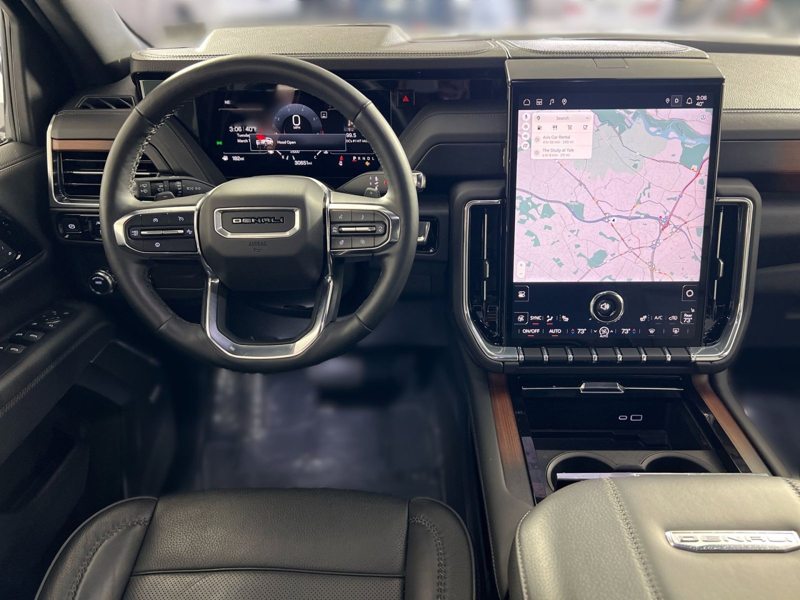 Used 2025 GMC Yukon XL Denali image 22