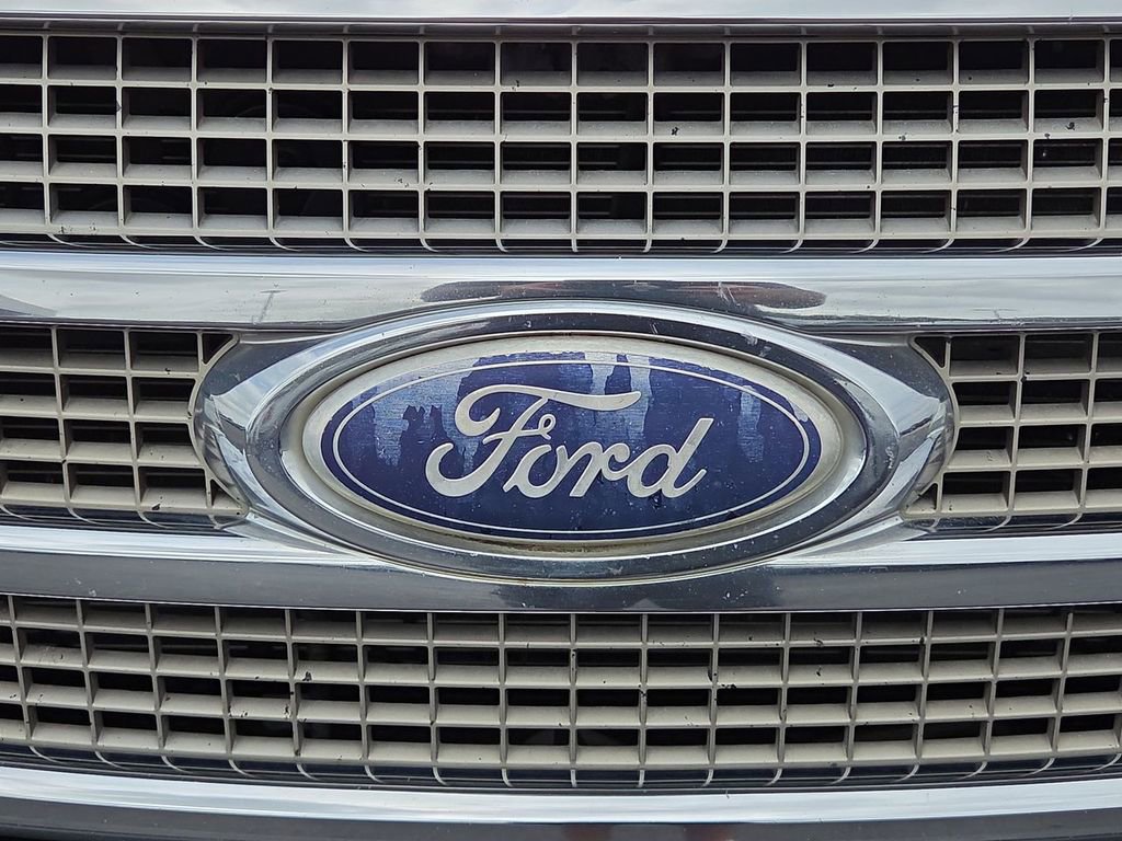 Used 2010 Ford F150 Lariat RWD image 30