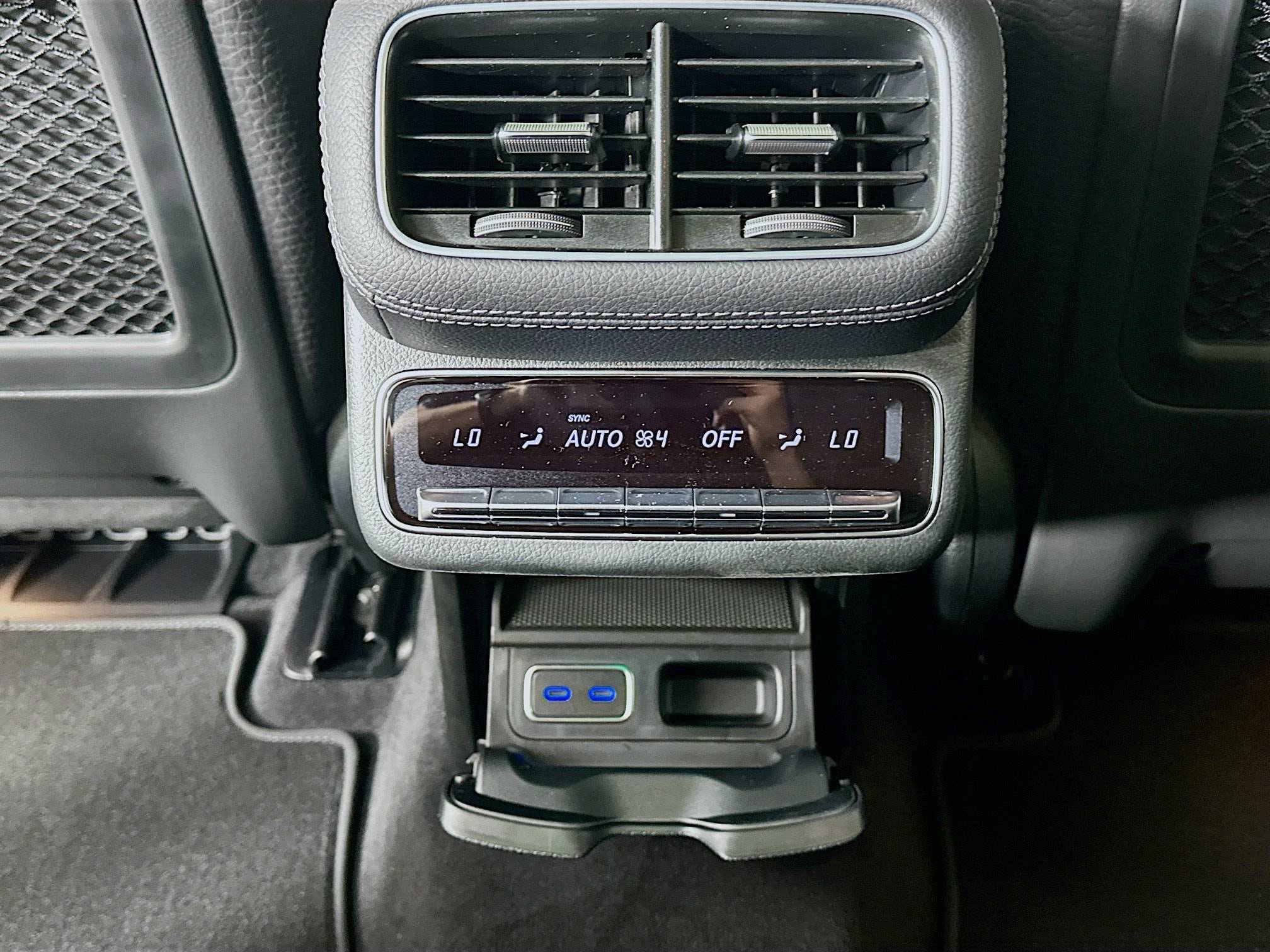 Used 2026 Mercedes-Benz GLS 580 4MATIC image 34