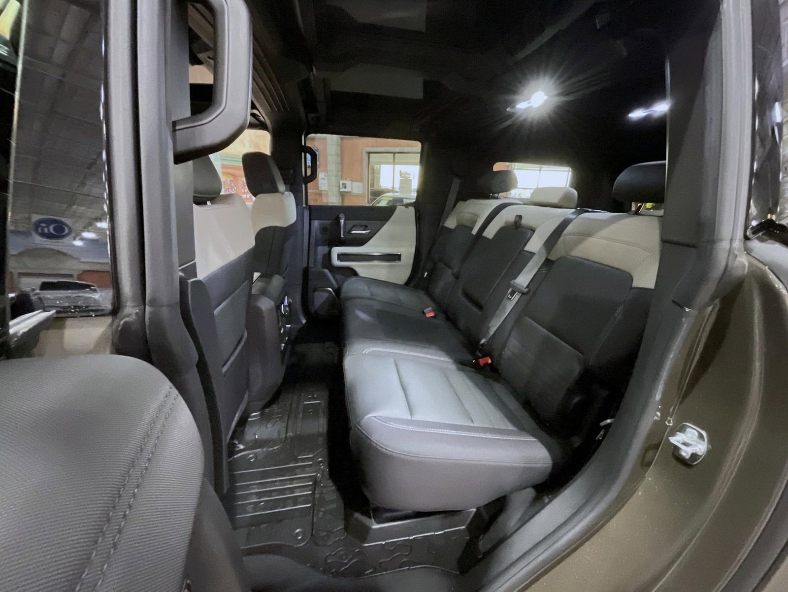 New 2026 GMC Hummer EV SUV image 19