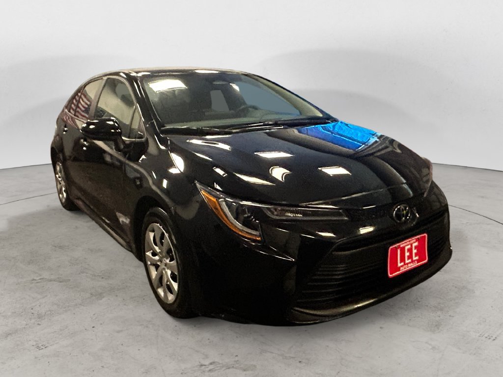 Used 2024 Toyota Corolla LE FWD image 7