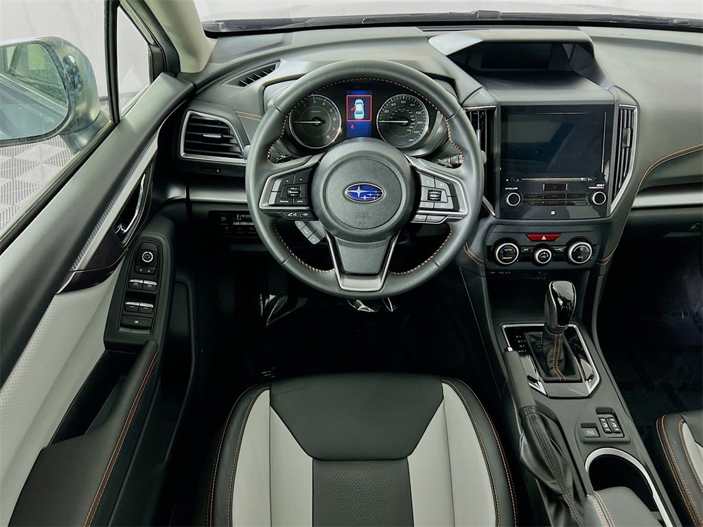 Used 2022 Subaru Crosstrek 2.5i Limited w/ Moonroof Package 2 image 4