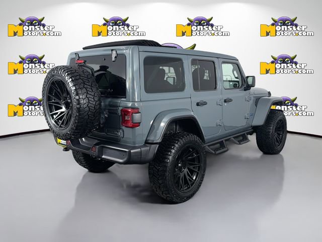 Used 2025 Jeep Wrangler Unlimited Sahara w/ Safety Group image 5