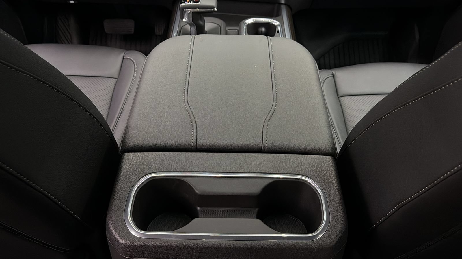 Used 2026 Chevrolet Silverado 1500 LT Trail Boss w/ Convenience Package II AWD/4WD image 37