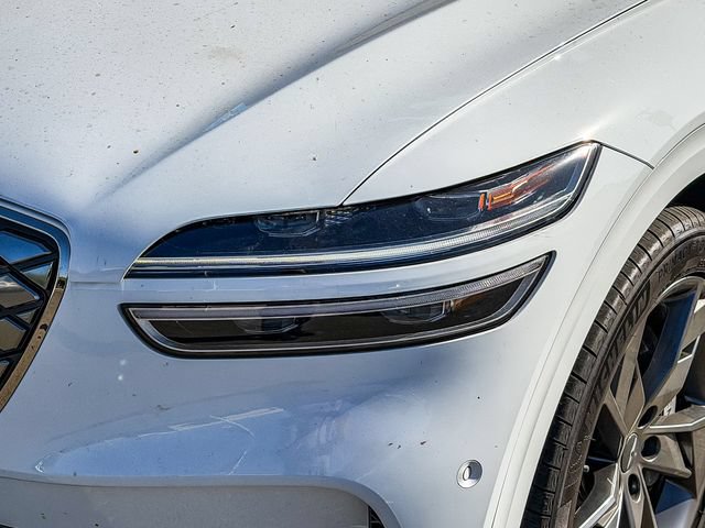 Used 2025 Genesis Electrified GV70 AWD/4WD image 8
