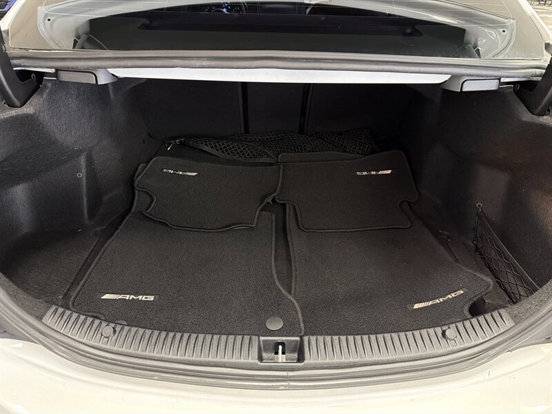Used 2019 Mercedes-Benz C 300 Sedan image 12