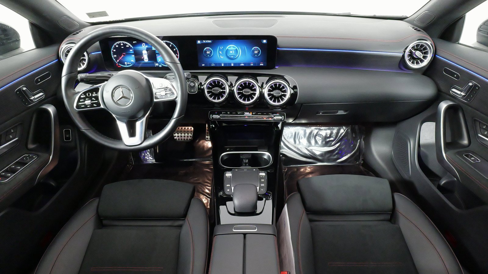 Used 2023 Mercedes-Benz CLA 250 4MATIC image 41