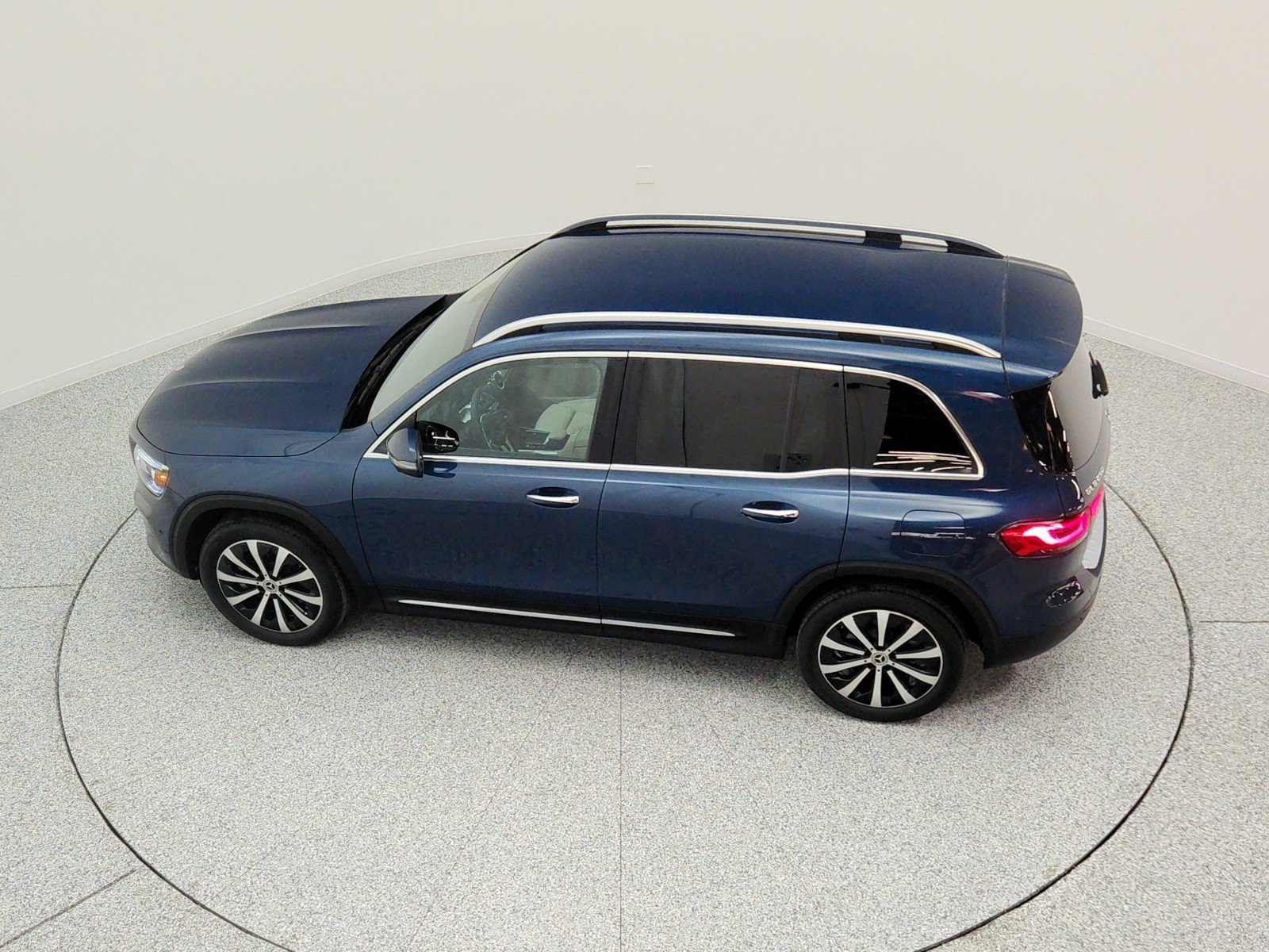 Used 2022 Mercedes-Benz GLB 250 image 29
