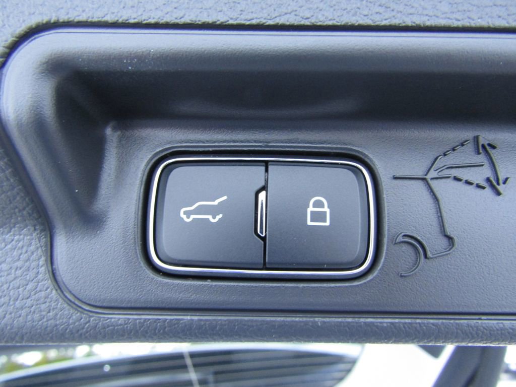 New 2026 Ford Explorer Active image 44