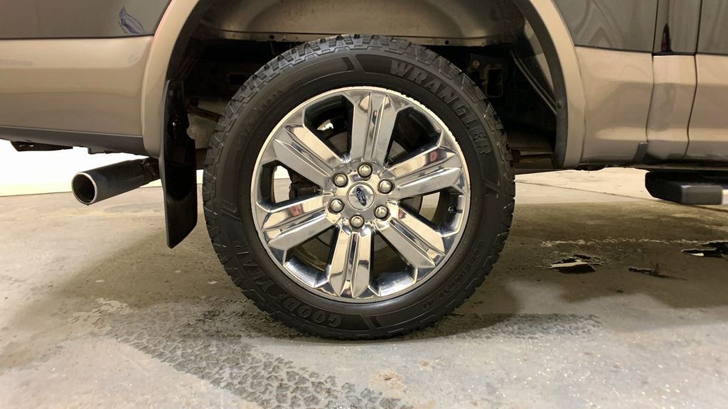 Used 2018 Ford F150 Lariat w/ Equipment Group 502A Luxury AWD/4WD image 16
