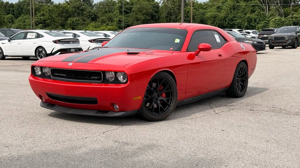 Used 2010 Dodge Challenger SRT8 RWD image 3