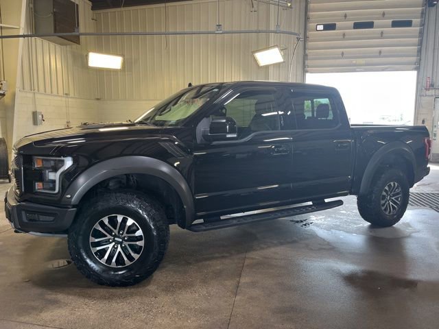 Used 2019 Ford F150 Raptor w/ Equipment Group 802A Luxury AWD/4WD image 2