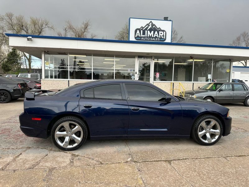 Used 2014 Dodge Charger SXT Plus RWD image 8